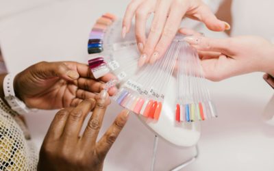 Comment Choisir la Meilleure Prothésiste Ongulaire pour vos Ongles